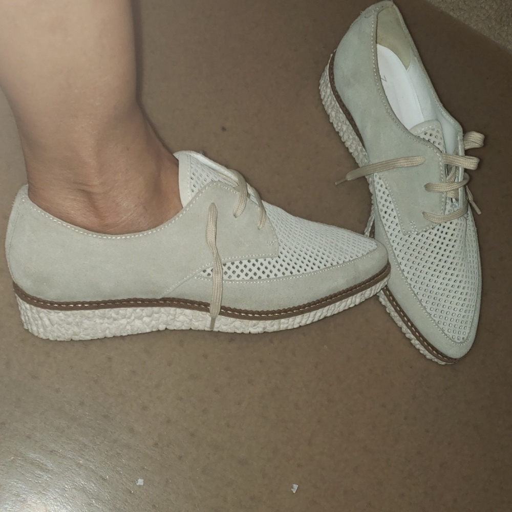 Eden brand suede creeper type shoes NWOT